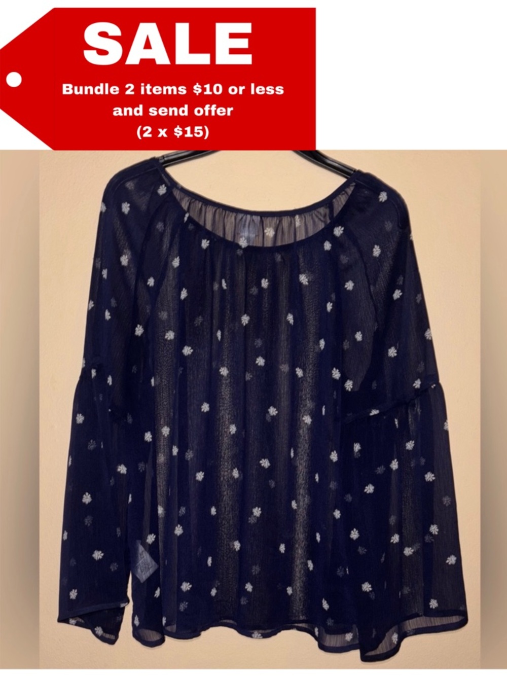 Canyon River Blues Navy blue and White Floral Long Sleeve Blouse Women’s Size L